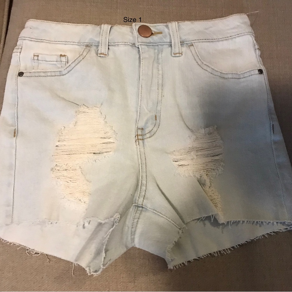 Fray Hemmed Short